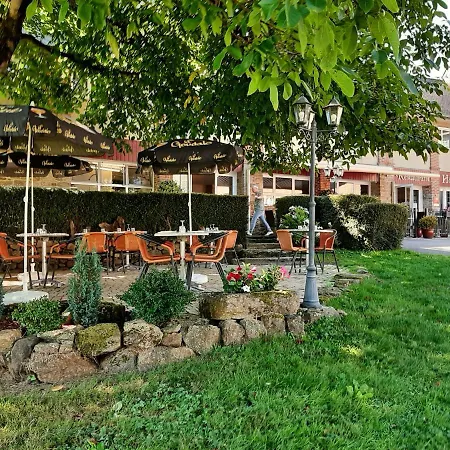 Hotel De La Poterne Moncontour (Cotes-d'Armor)
